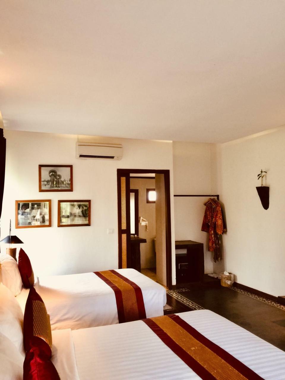 Khmer Paradise Villa Siem Reap Esterno foto